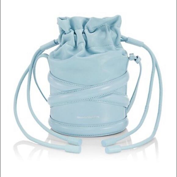 Alexander McQueen Soft Curve Bucket Bag- Gorgeous Color- Brand New! - Picture 1 of 3
